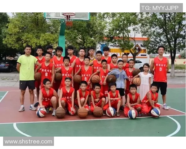 李敏的篮球人生:从热爱到巅峰的深度对话与心路历程分享 李敏的篮球人生:从热爱到巅峰的深度对话与心路历程分享